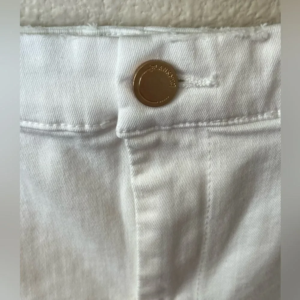 NWT Women’s Blank NYC Little Queenie White Shorts Size 32 #223